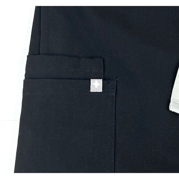 Figs Catarina Scrub Top and Kade Jogger Set Black Womens Size Small Nursing - Picture 9 of 14